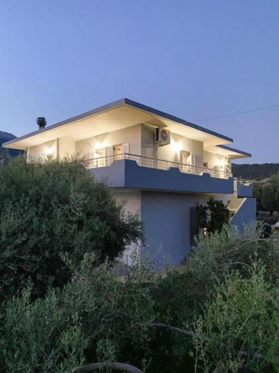 Villa Olives
